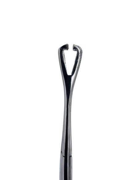 Fórceps triangular abierto