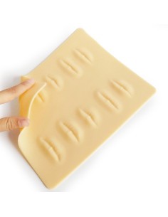 Piel sintética que imita el relieve de una boca humana.