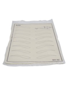 Piel sintética lisa para practicar micropigmentación.