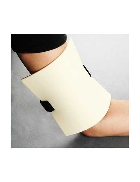 Piel sintética Nº 11 gruesa con Velcro (20 X 20 cm)