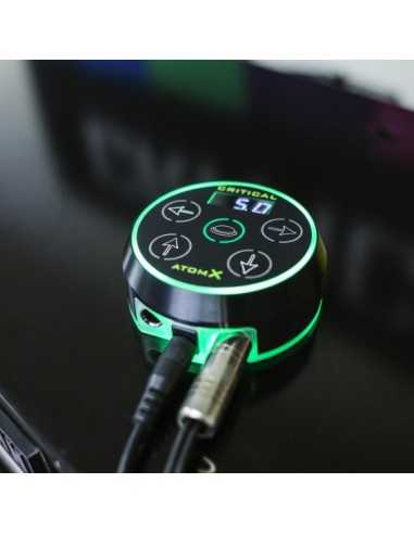 La Critical AtomX es una fuente de alimentación pequeña y muy fácil de usar.