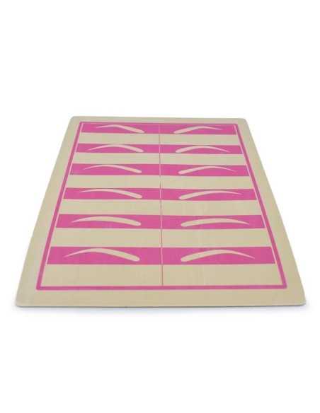 Piel sintética lisa para practicar micropigmentación.