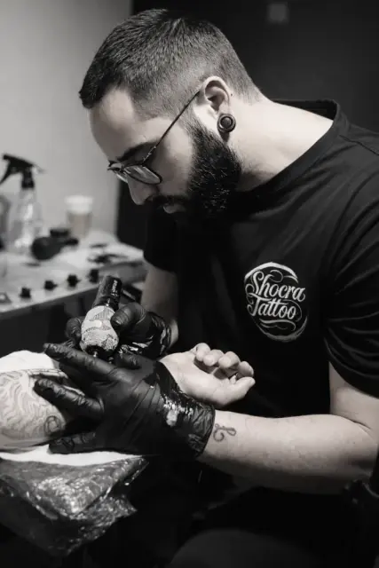 Retrato de SHOCRATATTOO, tatuador en Cartagena