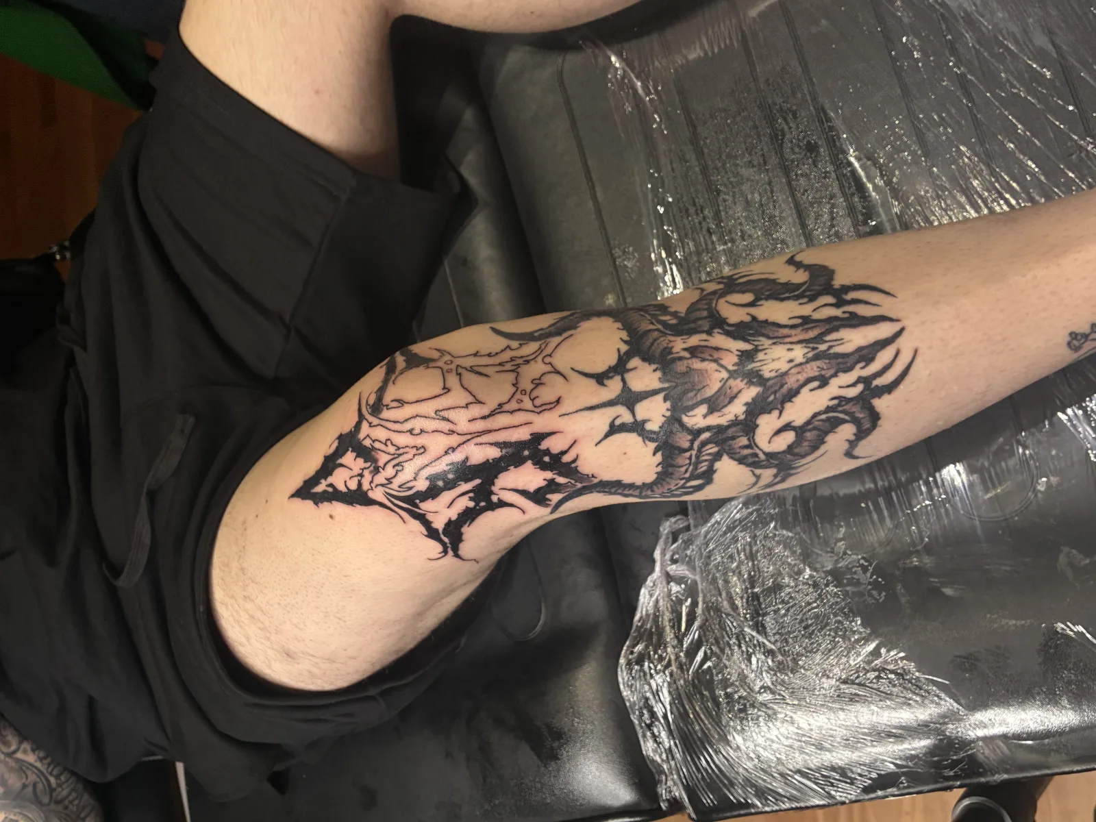 Tatuaje de @blvcked.tattoo en A Coruña