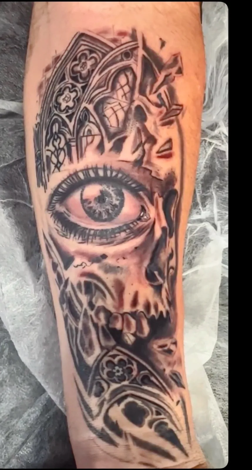 Tatuaje de David soto /Realismo tattoo, tatuador en Granada