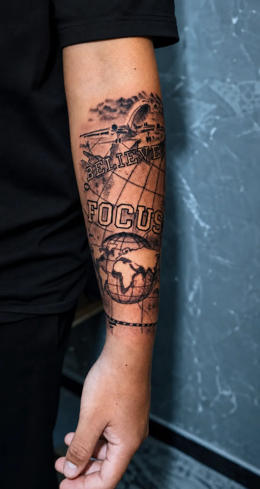 Tatuaje de Julián Castaño en Torrejón de Ardoz, Madrid